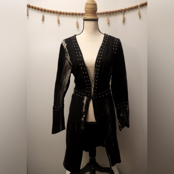 VOCAL Rock Studded COTTON Cardigan with Bleach dye and comfort fit - Picture 5 of 16